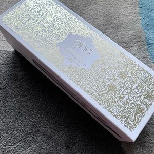 ghd arctic gold classic styling gift set like new with original packaging